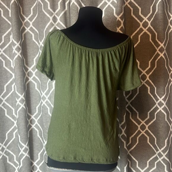 PRIMARK - FORREST GREEN T SHIRT WITH BUTTON DETAILS - XS (2/4) - Picture 4 of 6